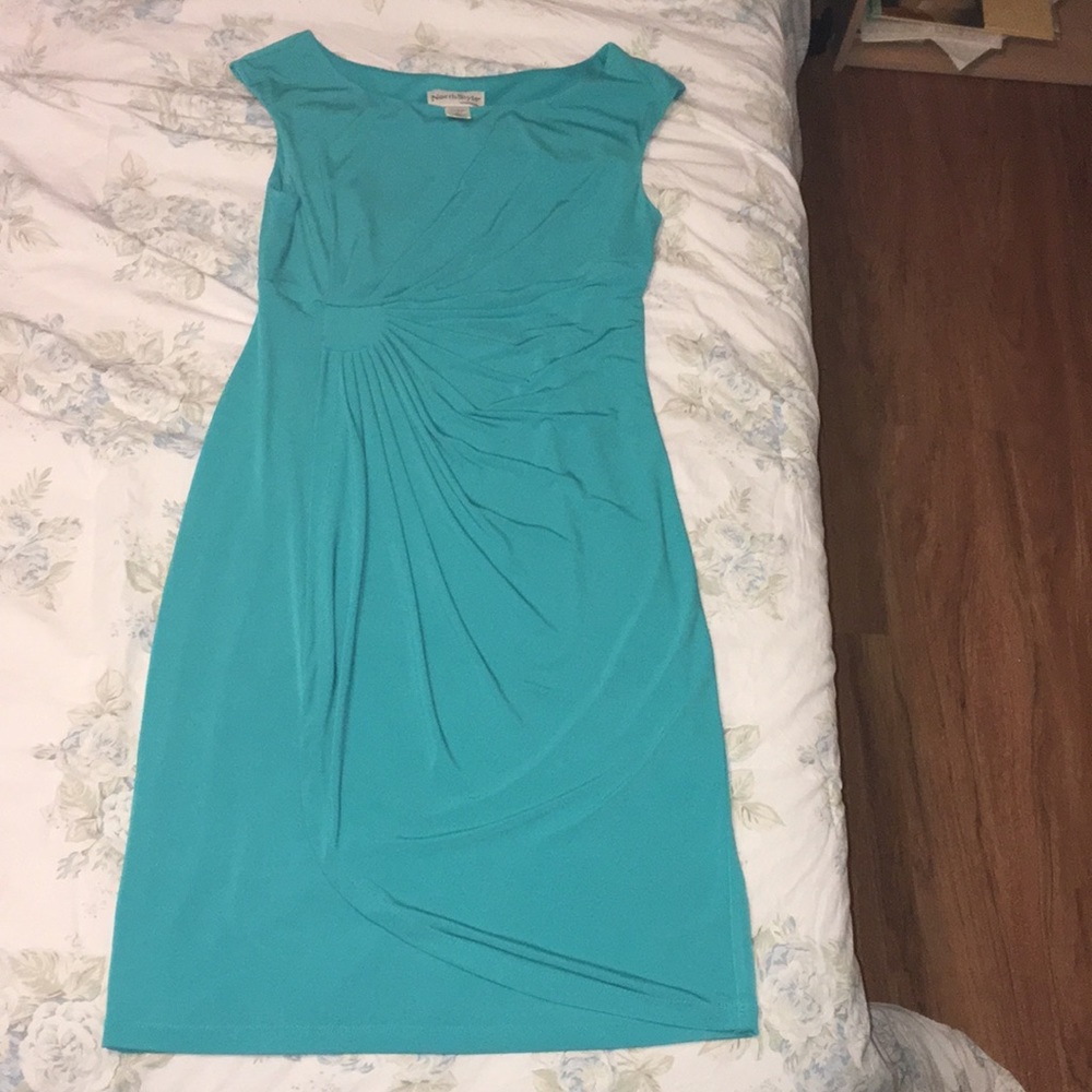 Turquoise fancy dress 👗!